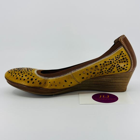 Pikolinos Women's Trento Perforated Leather Wedge Heels Size 38 EU/ 7.5-8 US - Picture 8 of 12